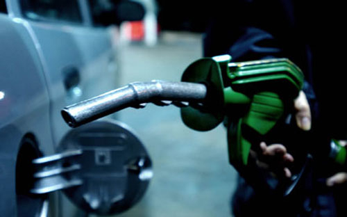 Giá dầu thế giới lại xuống đáy mới