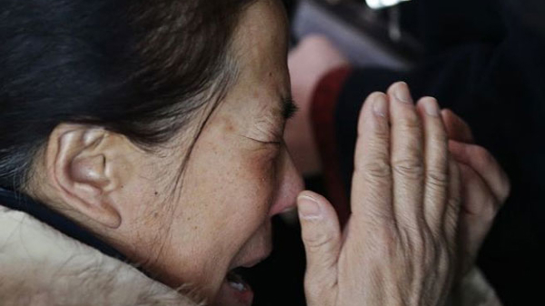 Người thân ngóng hành khách chuyến bay MH370