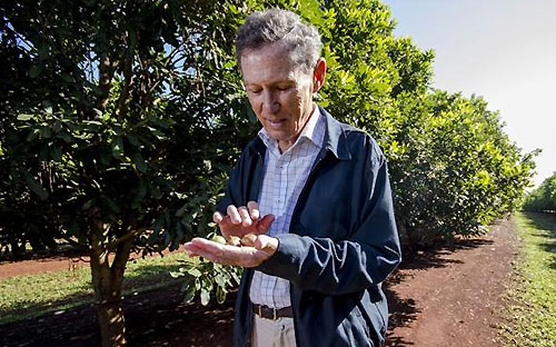 “Dị nhân” Phil Zadro: Chân dung ông vua mắc-ca thế giới