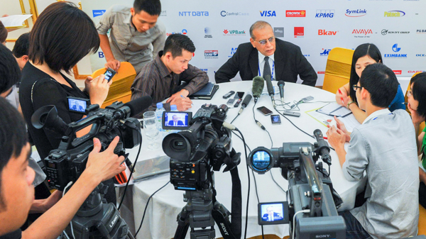 Báo chí và doanh nghiệp: Mối quan hệ hợp tác chứ không phải đối đầu