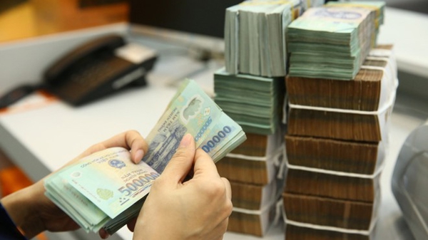 “Bom nổ chậm” ở trái phiếu doanh nghiệp: Bộ Tài chính cảnh báo gì?