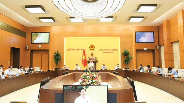 Những nghị quyết “bất thường” trong chống dịch Covid-19