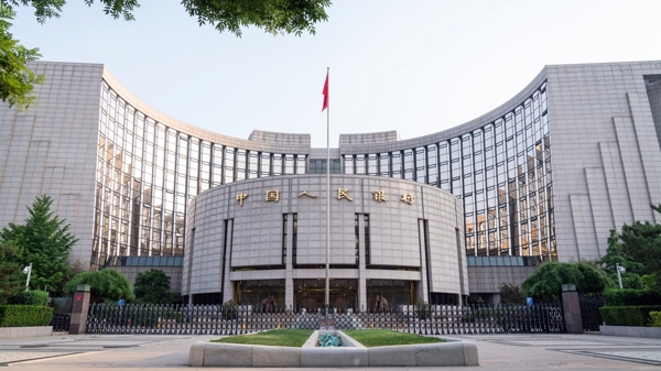 Trung Quốc bơm thêm 17 tỷ USD vào hệ thống tài chính để xoa dịu mối lo về Evergrande