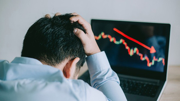 Gói phục hồi kinh tế: Cẩn trọng khi “bữa tiệc tàn”