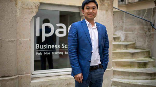 Gói kích thích kinh tế và sự “ăn may” của thị trường chứng khoán