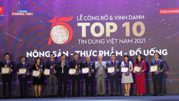 Tin dùng Việt Nam 2021 - Chương trình đặc biệt ấn tượng của Tạp chí Kinh tế Việt Nam