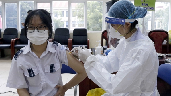 Hơn 60% phụ huynh đồng ý tiêm vaccine Covid-19 cho trẻ từ 5 -11 tuổi