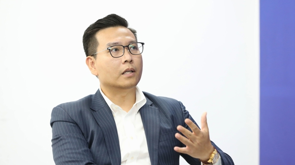 CEO FINA: