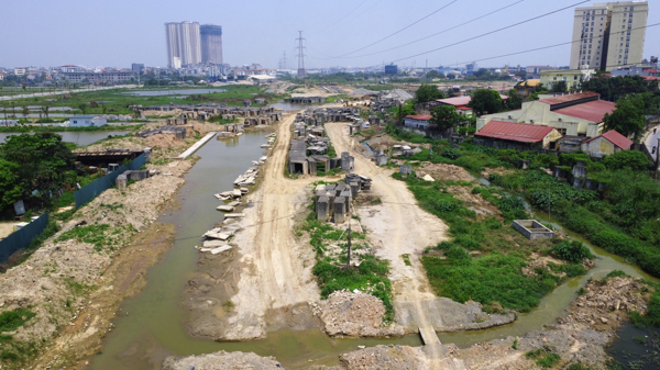 Nhiều đơn vị ì ạch giải ngân vốn đầu tư công dưới 10%, kéo lùi tỷ lệ chung cả nước