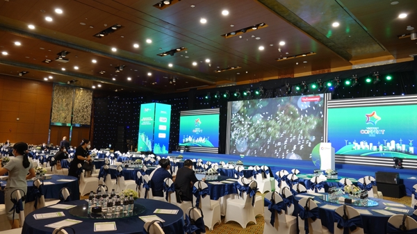 Những hình ảnh đầu tiên của Diễn đàn Nhịp cầu Phát triển Việt Nam và Lễ Vinh danh các doanh nghiệp Rồng Vàng tiêu biểu 2022