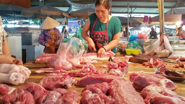 Lương thực, xăng dầu đẩy CPI tháng 7 tăng nhẹ