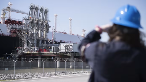 Mỹ có thể giữ lời hứa bơm khí đốt hoá lỏng cho châu Âu đến bao giờ?