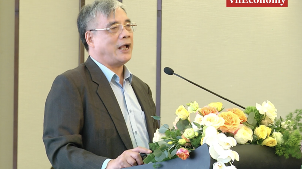 TS Trần Đình Thiên: Kinh tế tăng trưởng tốt nhưng khu vực nội địa đáng lo ngại