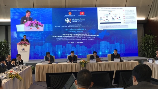 Chuyên gia hiến kế tháo gỡ khó khăn cho thị trường trái phiếu doanh nghiệp