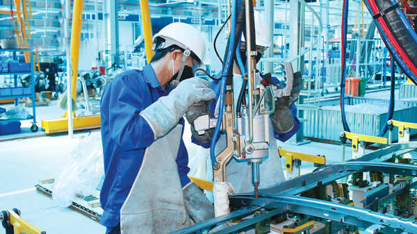 Năng suất lao động Việt Nam: Dưới góc nhìn tốc độ tăng và mức tuyệt đối