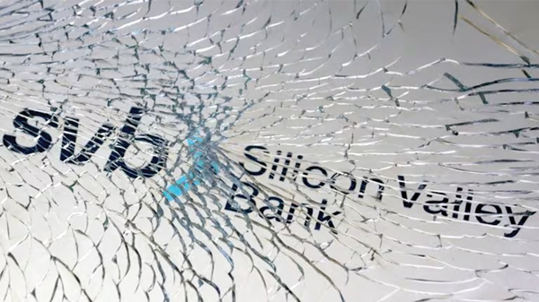 “Bóng ma” SVB và bài học với Việt Nam