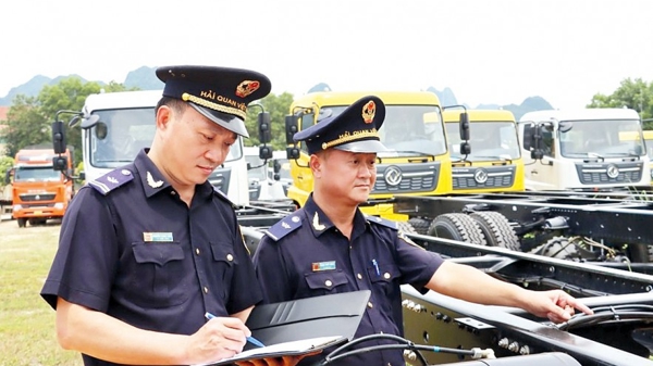 Các khoản thu chính sụt giảm, kéo thu ngân sách nhà nước 4 tháng giảm 5%