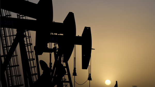 Giá dầu có thể lên 100 USD/thùng: Thách thức cuộc chiến chống lạm phát