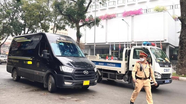 Siết quản lý xe kinh doanh vận tải, bịt