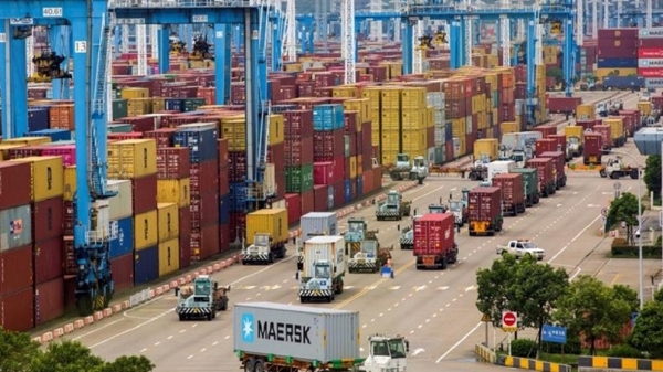 Xuất nhập khẩu năm 2023 “không như ý”, xuất siêu vẫn lập kỷ lục