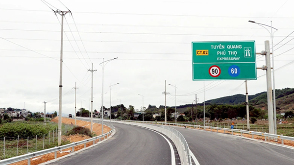 Mạnh dạn phân cấp cho địa phương, huy động 2 triệu tỷ đồng giúp hạ tầng giao thông bứt phá