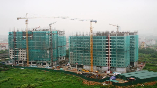 Bất động sản ngóng đợi dòng tiền