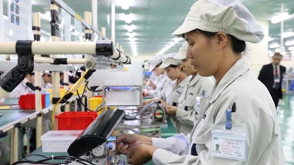 Thu ngân sách ngành thuế hụt hơi, nợ thuế gia tăng