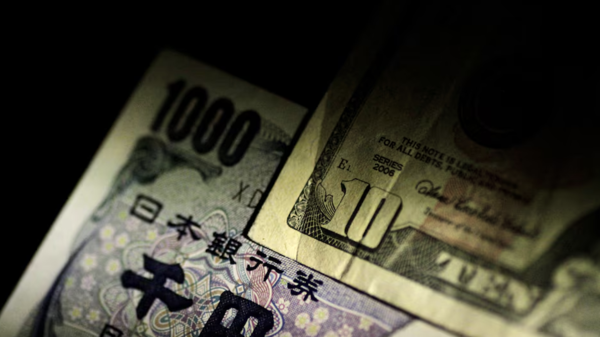 Can thiệp không nổi, đồng yên tiếp tục mất giá mạnh