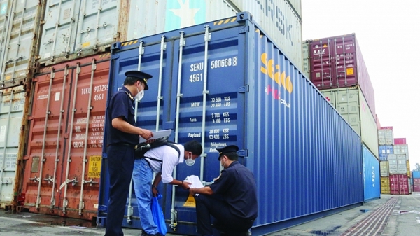 Nửa đầu năm, thu ngân sách ngành hải quan cán mốc 200.000 tỷ đồng, tăng 8,4% so với cùng kỳ