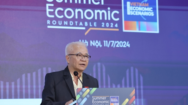 [Phóng sự ảnh]: Những sắc thái “kinh tế mùa Hè 2024” qua góc nhìn của các chuyên gia 