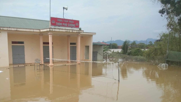 Rốn lũ Nho Quan có hơn 2.500 hộ dân bị ngập lụt