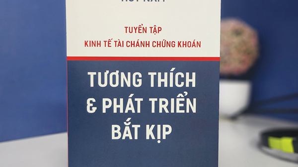 Cuốn sách Tương thích và phát triển bắt kịp: Tư liệu quý về đổi mới kinh tế của Việt Nam