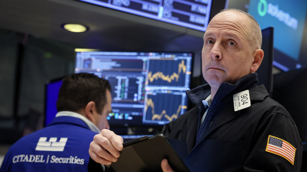 Chứng khoán Mỹ giảm mạnh nhất 1 tháng, giá dầu tăng vọt vì tin Iran