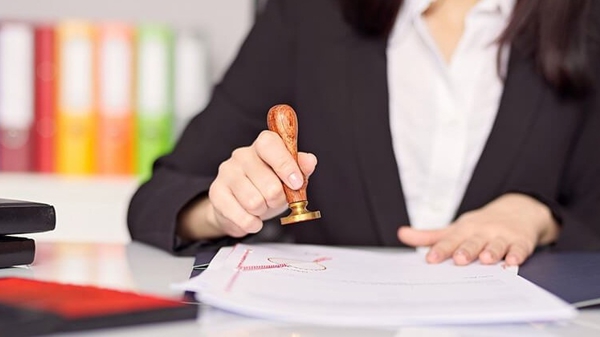 Văn phòng công chứng được tổ chức và hoạt động theo loại hình doanh nghiệp tư nhân 