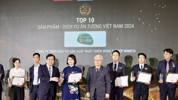 Trao giải TOP 50 sản phẩm, dịch vụ tin dùng Việt Nam 2024 và TOP 10 sản phẩm – dịch vụ ấn tượng 2024