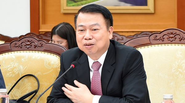 Bộ Tài chính làm việc với FTSE để nâng hạng chứng khoán Việt Nam sớm nhất