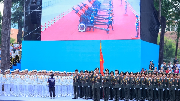 [Phóng sự ảnh]: Trang nghiêm và xúc động trong ngày hội thống nhất non sông tại TP. Hồ Chí Minh