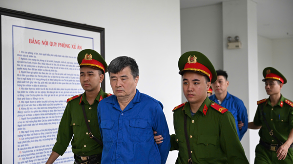 Tuyên án phạt nghiêm khắc đối với các bị cáo trong vụ án sai phạm sử dụng Quỹ bình ổn giá xăng dầu