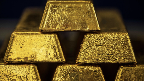 Giá vàng tăng dữ dội sau tin Israel tấn công Iran