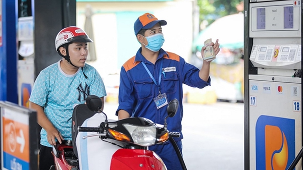 Giá xăng dầu đồng loạt giảm mạnh