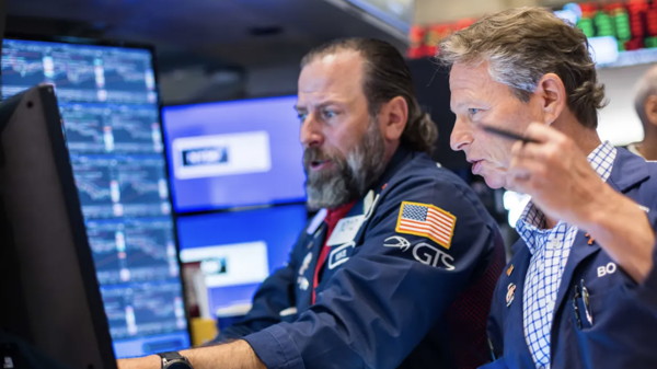 Chứng khoán Mỹ sụt mạnh vì xung đột Israel - Iran leo thang, giá dầu tăng 7%