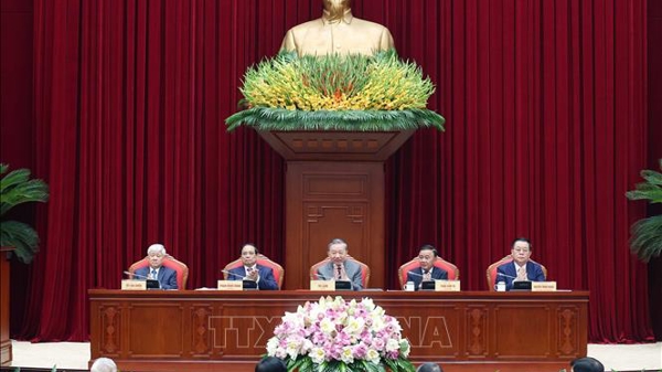 Tổng Bí thư: Trí thức, nhà khoa học, văn nghệ sĩ tiếp tục là lực lượng tiên phong mở đường cho dân tộc tiến lên mạnh mẽ