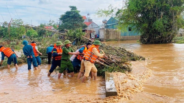 Kiện toàn bộ máy phòng chống thiên tai, bảo đảm an toàn tính mạng người dân