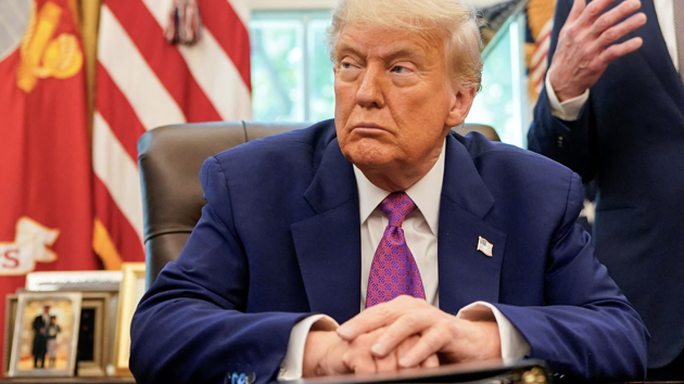 Ông Trump hé lộ tiêu chí chọn ứng cử viên cho ghế Chủ tịch Fed