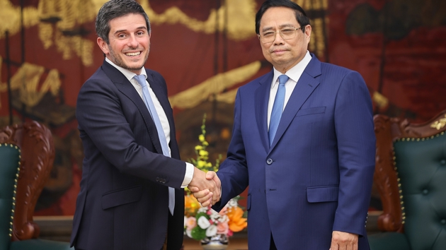 PM urges FTSE Russell to support Vietnam's emerging market push amid key reforms