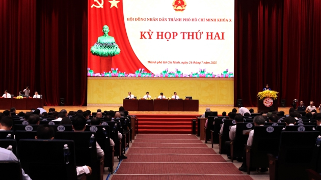 TP.HCM: Ổn định bộ máy, kiên định với mục tiêu tăng trưởng GRDP năm 2025