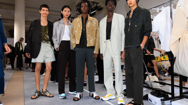 BST Hermès Xuân - Hè 2023: Trang phục nam dưới mắt nhìn của nhà thiết kế nữ