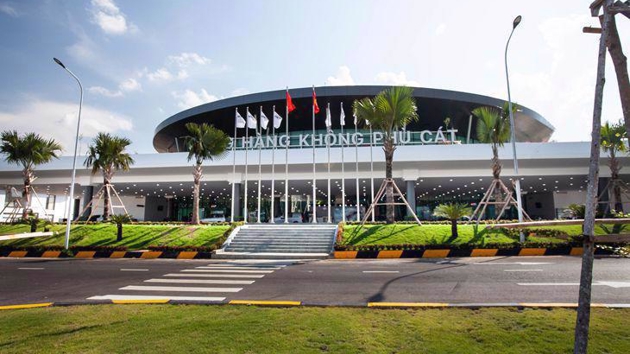 Transport ministry looks to upgrade Phu Cat Airport to international standard
