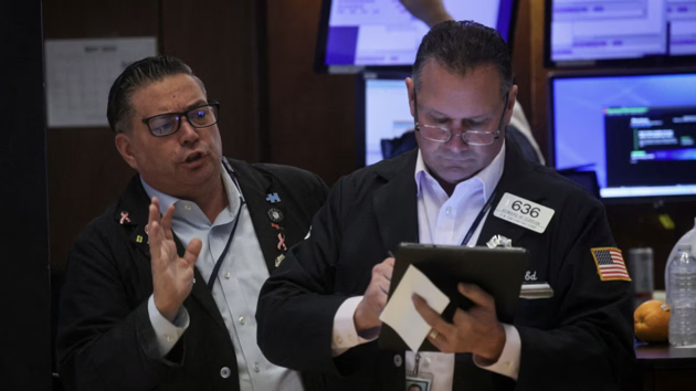 S&P 500 tăng 4 tuần liên tiếp
