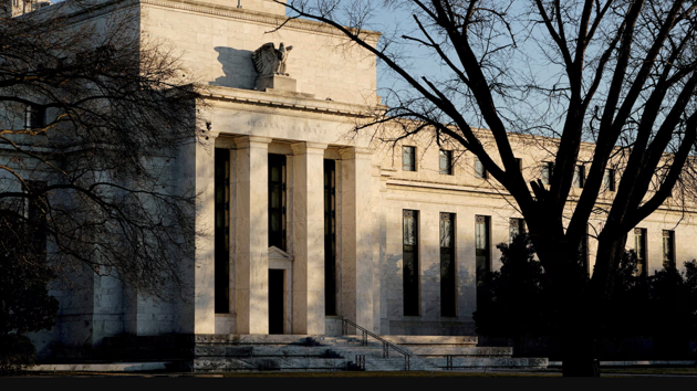 Thị trường tính đến khả năng Fed tăng lãi suất thêm lần nữa